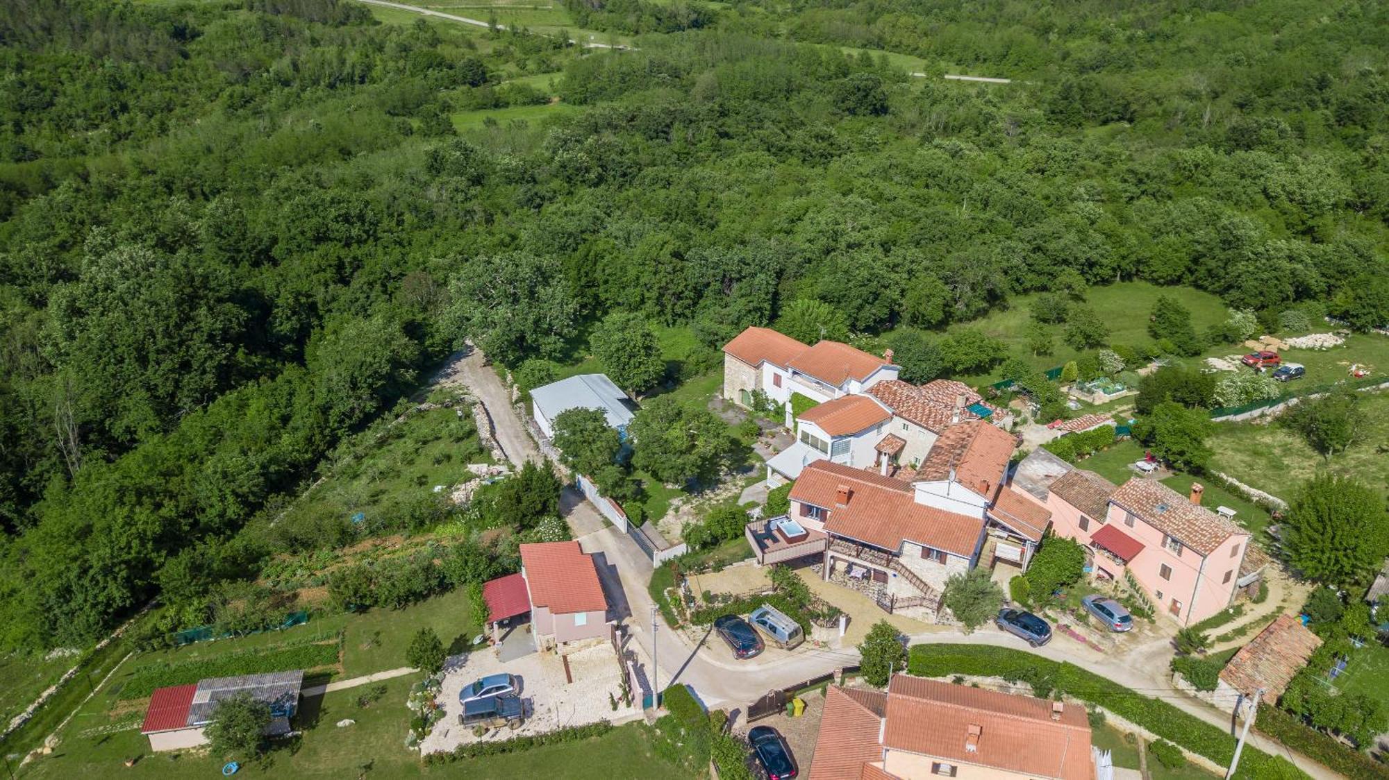 Villa Michelle Karojba Exterior photo