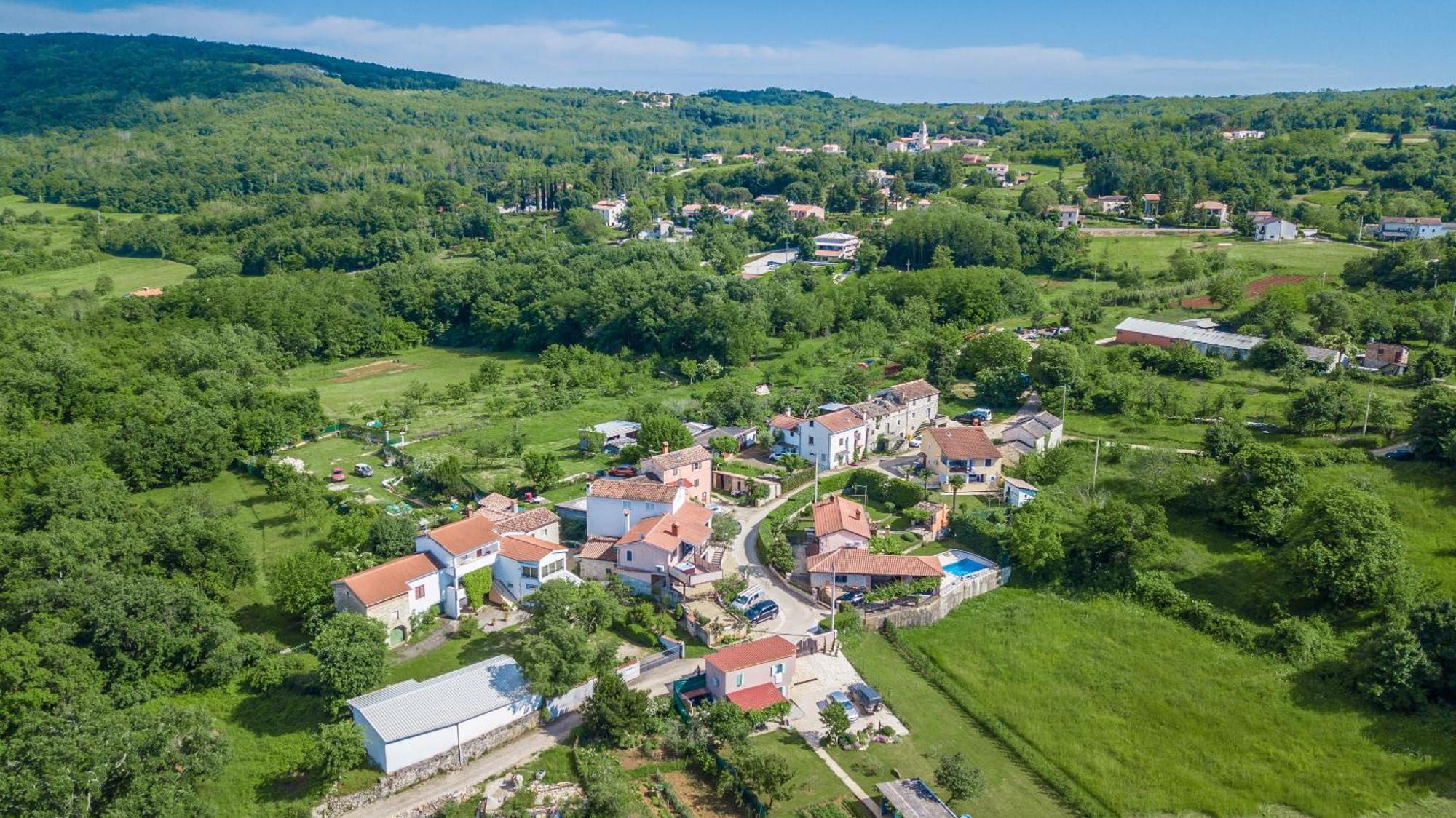 Villa Michelle Karojba Exterior photo